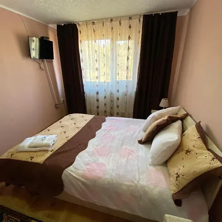 Pensiune Casa Gramy *
